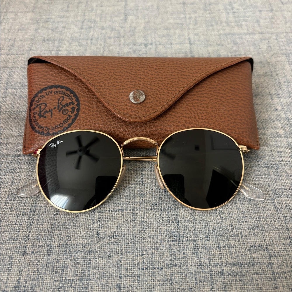 Ray-Ban Gold Round Sunglasses